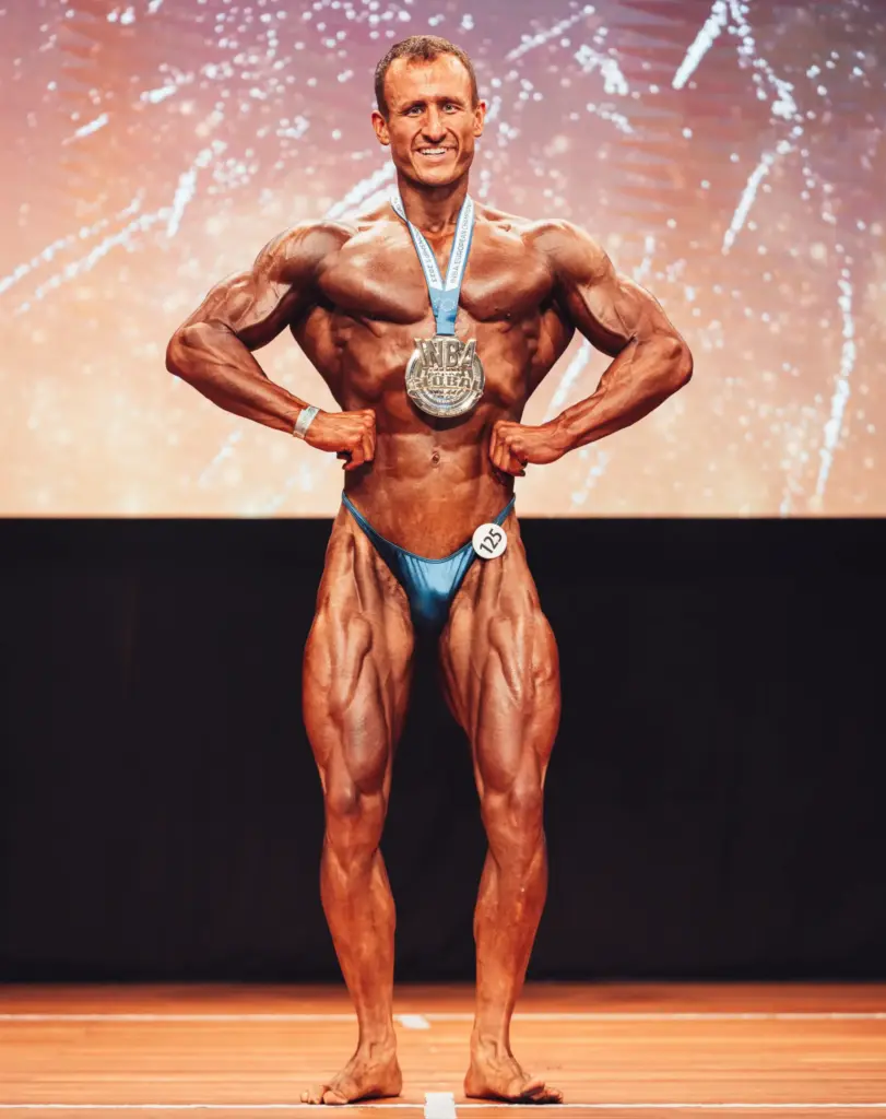 Bodybuilding Wettkampfbild von Janik Dreiseitl